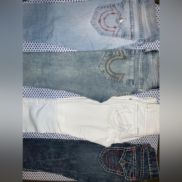 SOLD!!!!                  True religion youth jeans, sizes 27-28 - Picture 1 of 3
